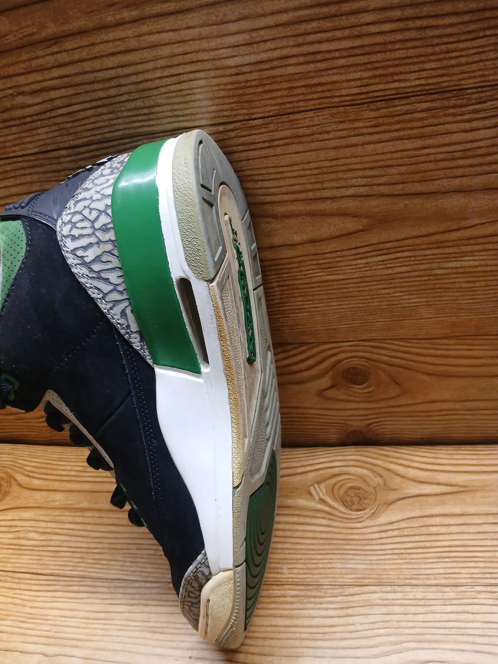 Air Jordan 3 Retro Athletic Sneakers in Black and Green Accent